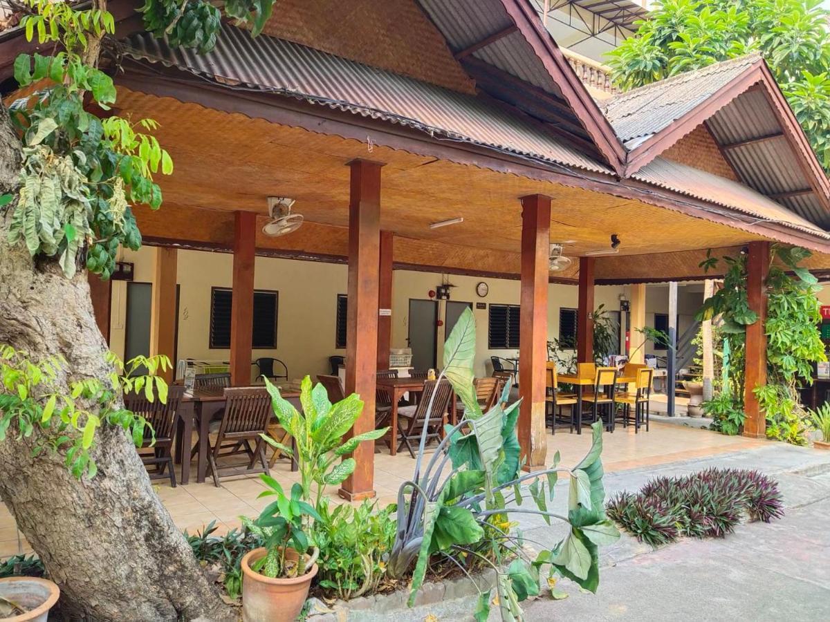 The Shire Guesthouse Chiang Mai Exterior foto
